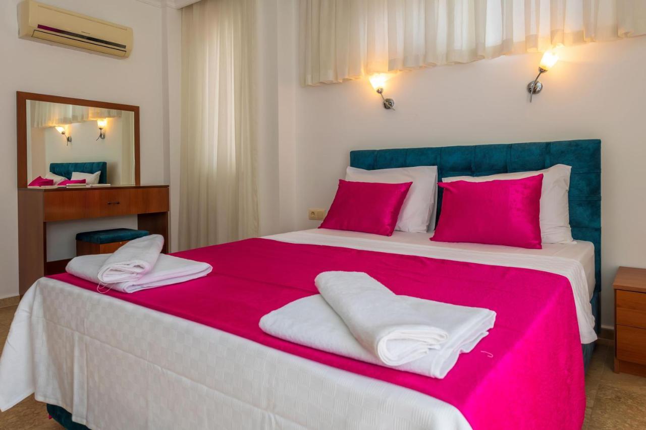 Villa Yasam Park - Luxury 8 Person - Fethiye Calis Beach 90Mt Exterior photo