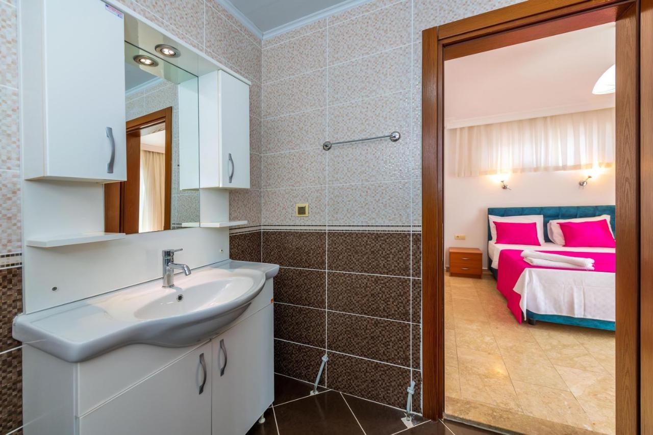 Villa Yasam Park - Luxury 8 Person - Fethiye Calis Beach 90Mt Exterior photo